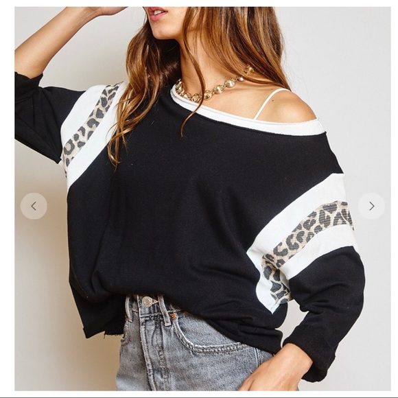 #31 Fabulous French Terry Contrast Detail top - Picture 2 of 4